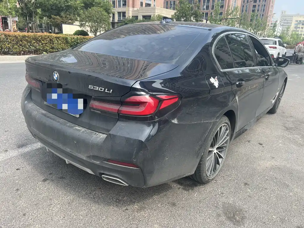 BMW 5 Series 2023