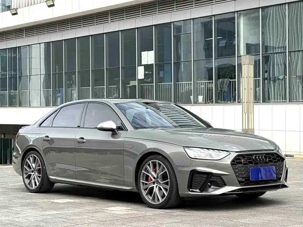 Audi S4 2023