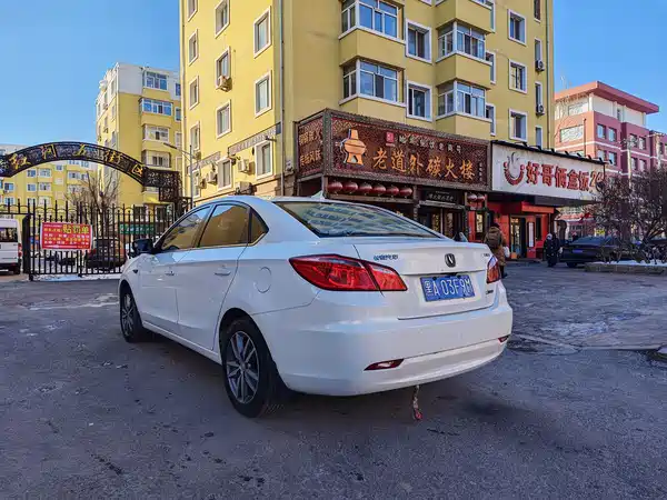Changan Eado 2015