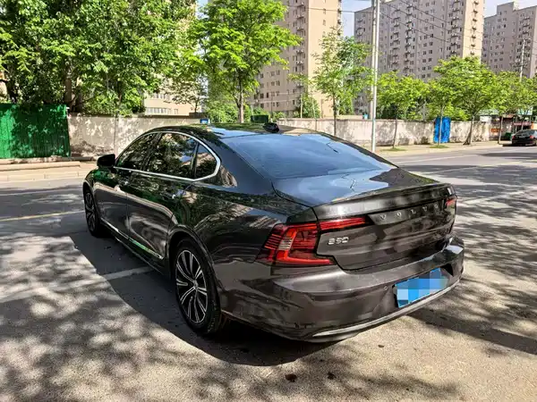 Volvo S90 2021