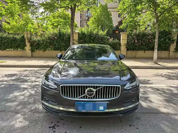 Volvo S90 2021