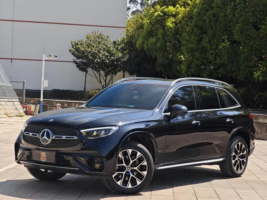 Mercedes-Benz GLC 2024 — фото 1