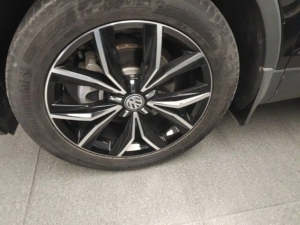 Volkswagen Tiguan L 2019 — фото 23