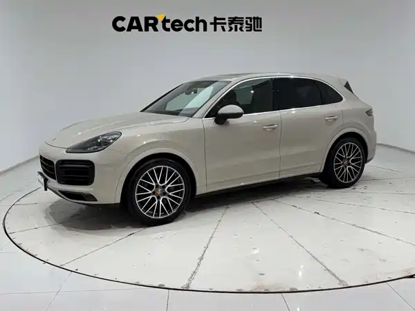 Porsche Cayenne 2022