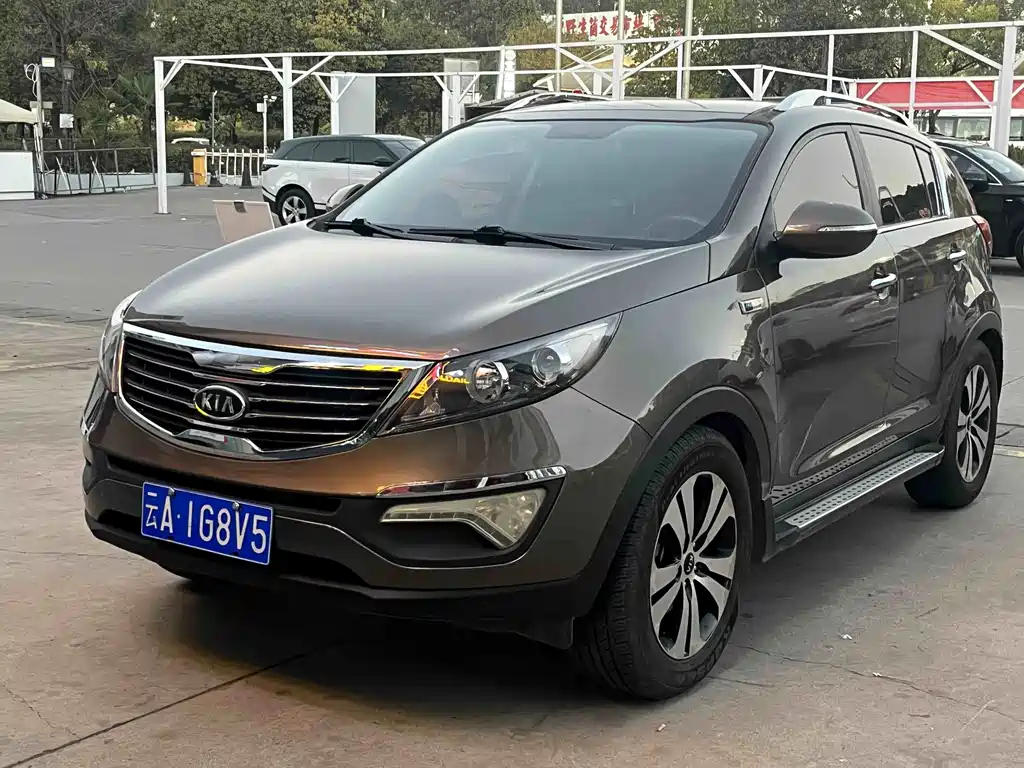 Kia Sportage 2012 — фото 1