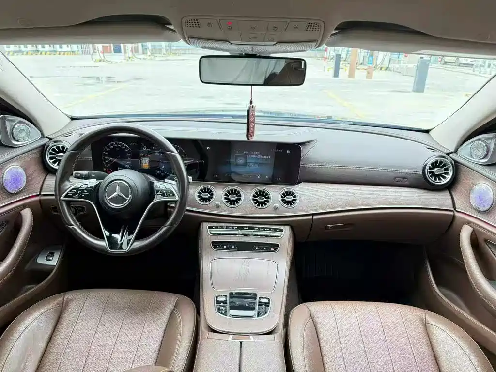 Mercedes-Benz E-Class 2021