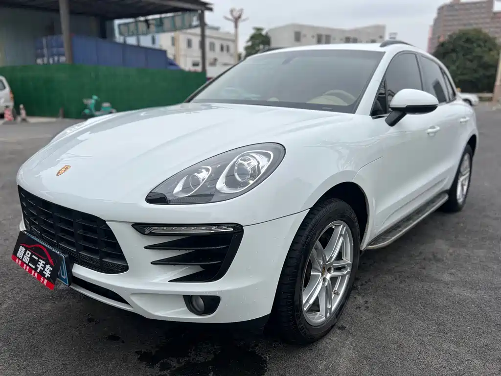 Porsche Macan 2015 — фото 1