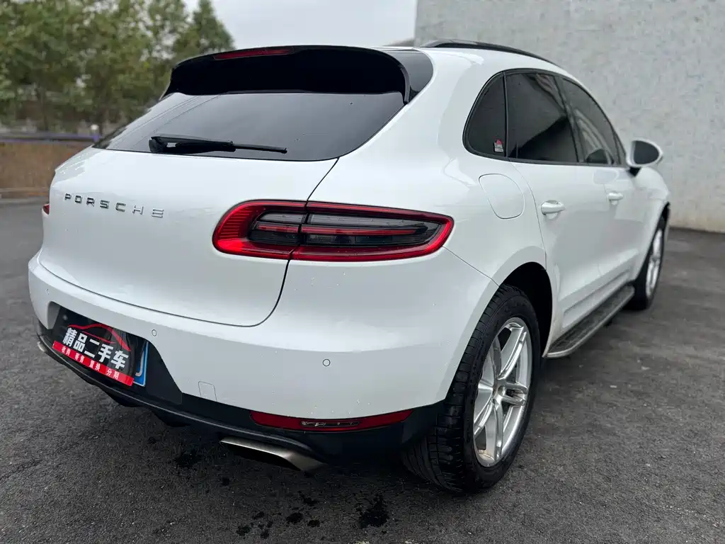 Porsche Macan 2015 — фото 23