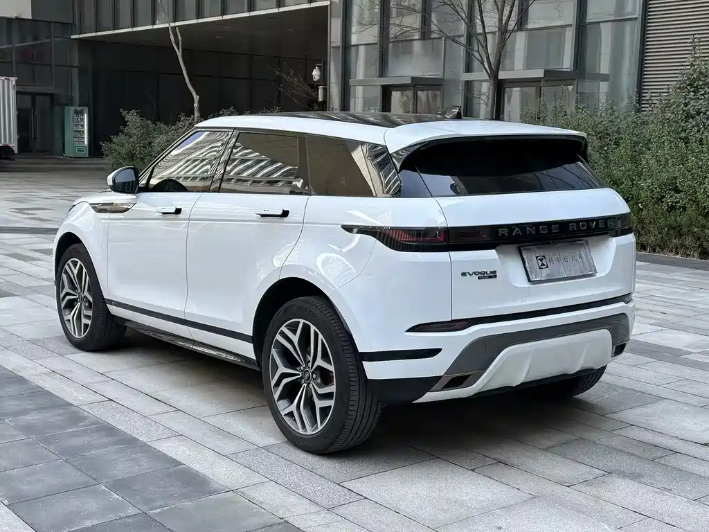 Land Rover Evoque 2020 — фото 6