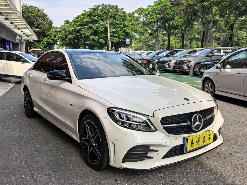 Mercedes-Benz C-Class 2021