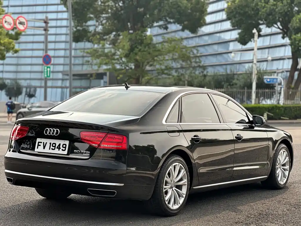 Audi A8 2013