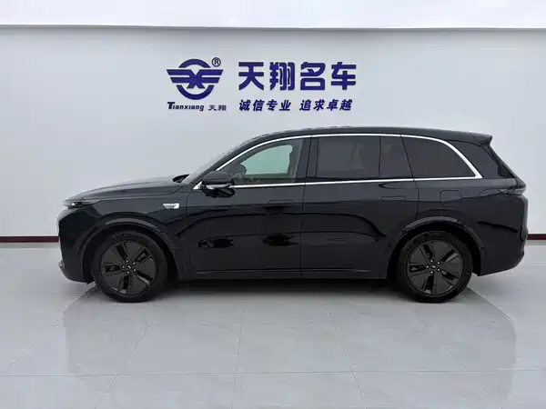 Li Auto L8 2024
