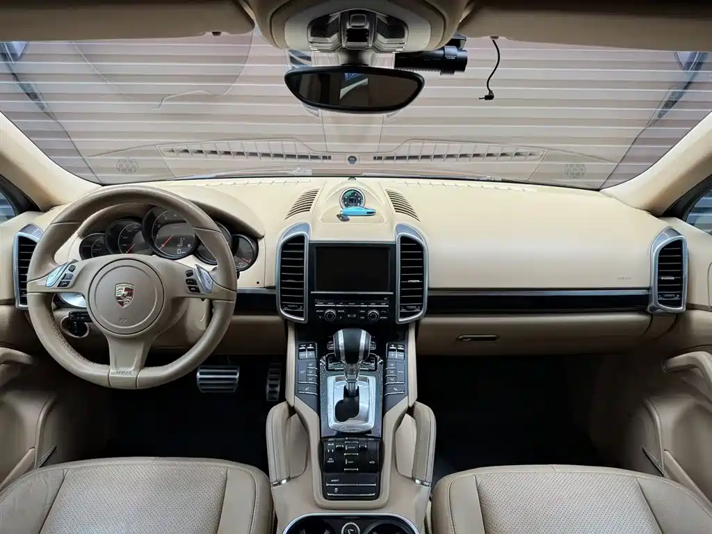 Porsche Cayenne 2014