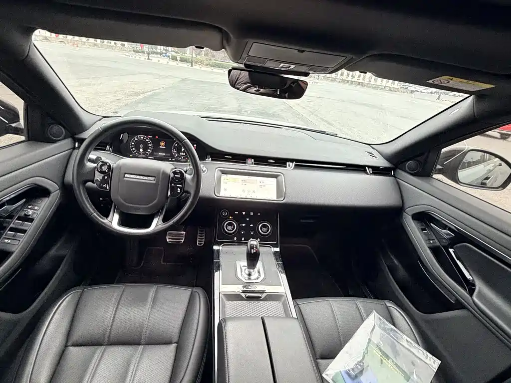 Land Rover Evoque 2021 — фото 7
