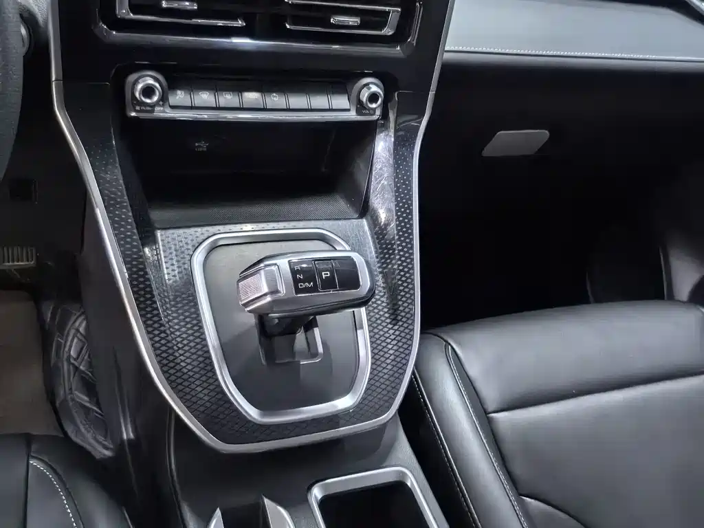 Haval M6 2021 — фото 10
