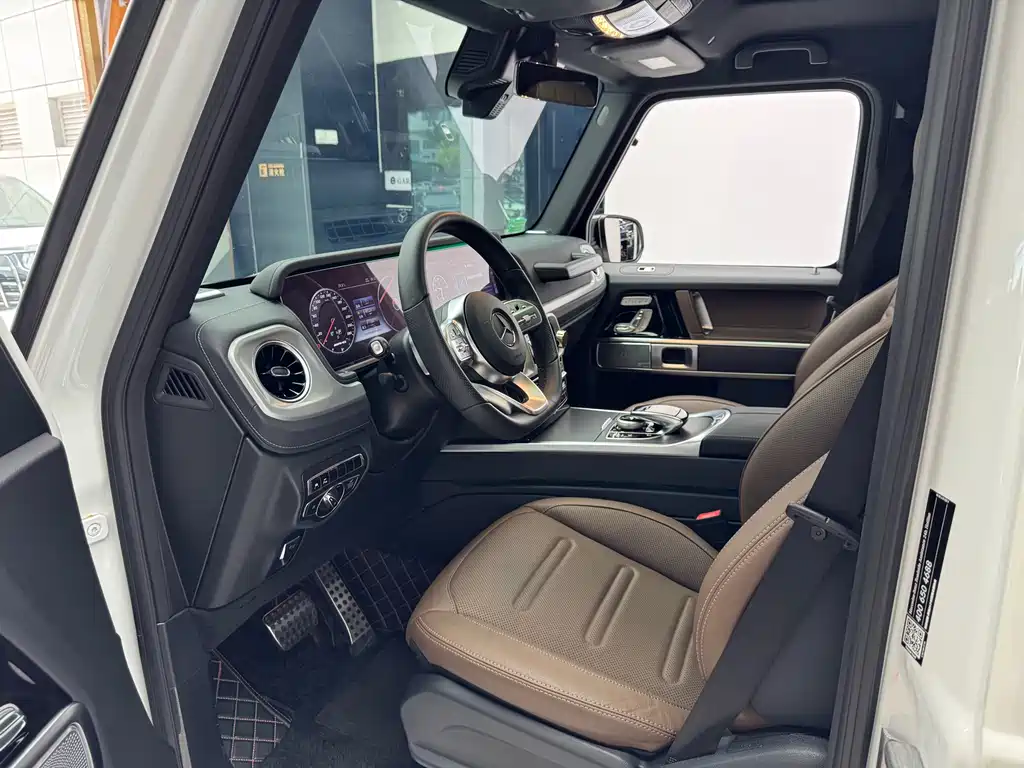 Mercedes-Benz G-Class 2021 — фото 11