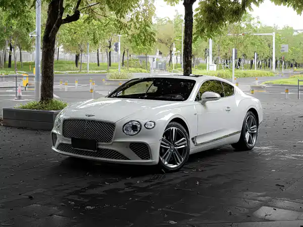 Bentley Continental 2022