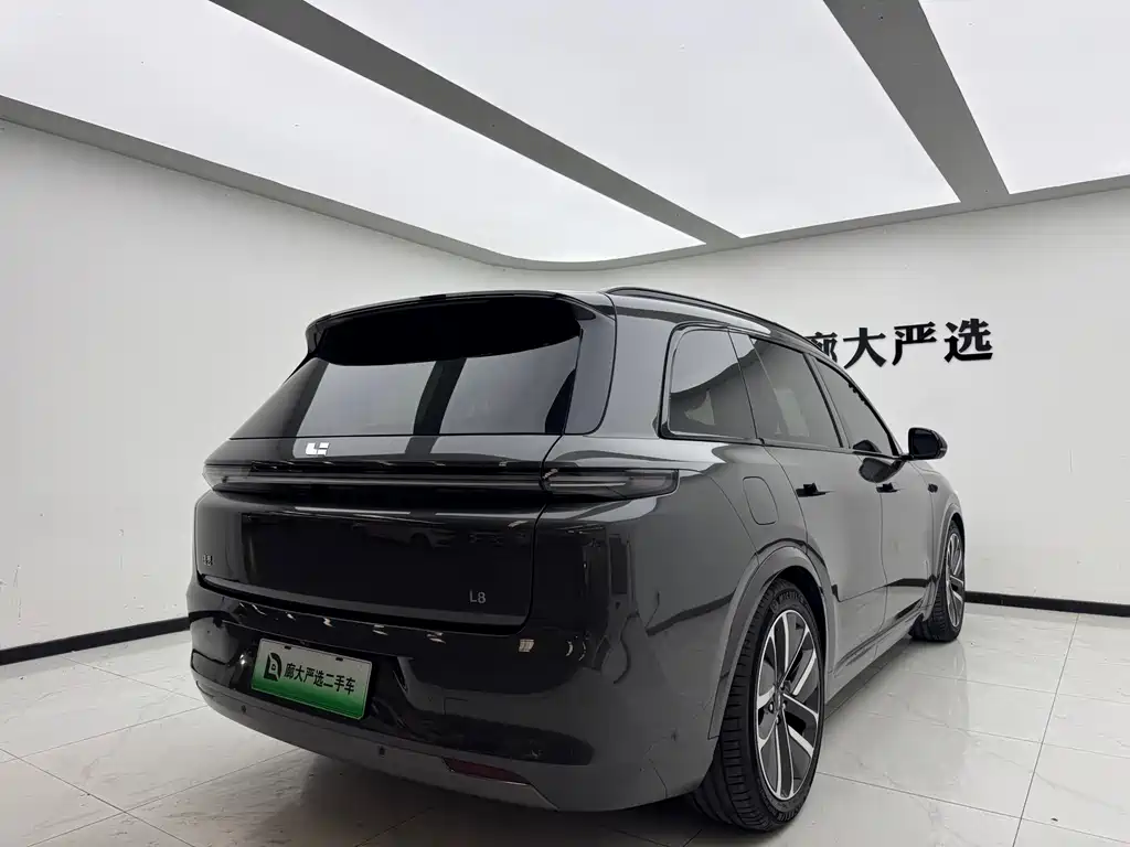 Li Auto Li L8 2024