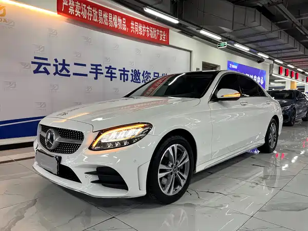 Mercedes-Benz C-Class 2021