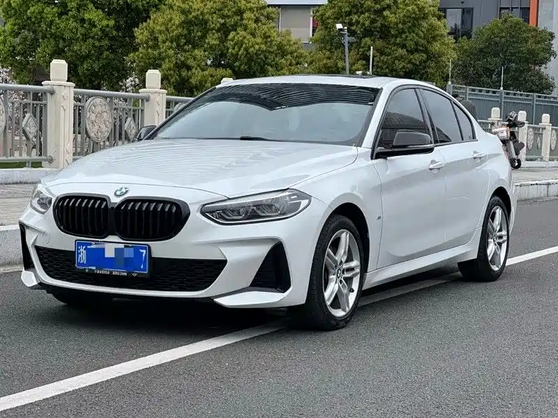 BMW 1 Series 2022