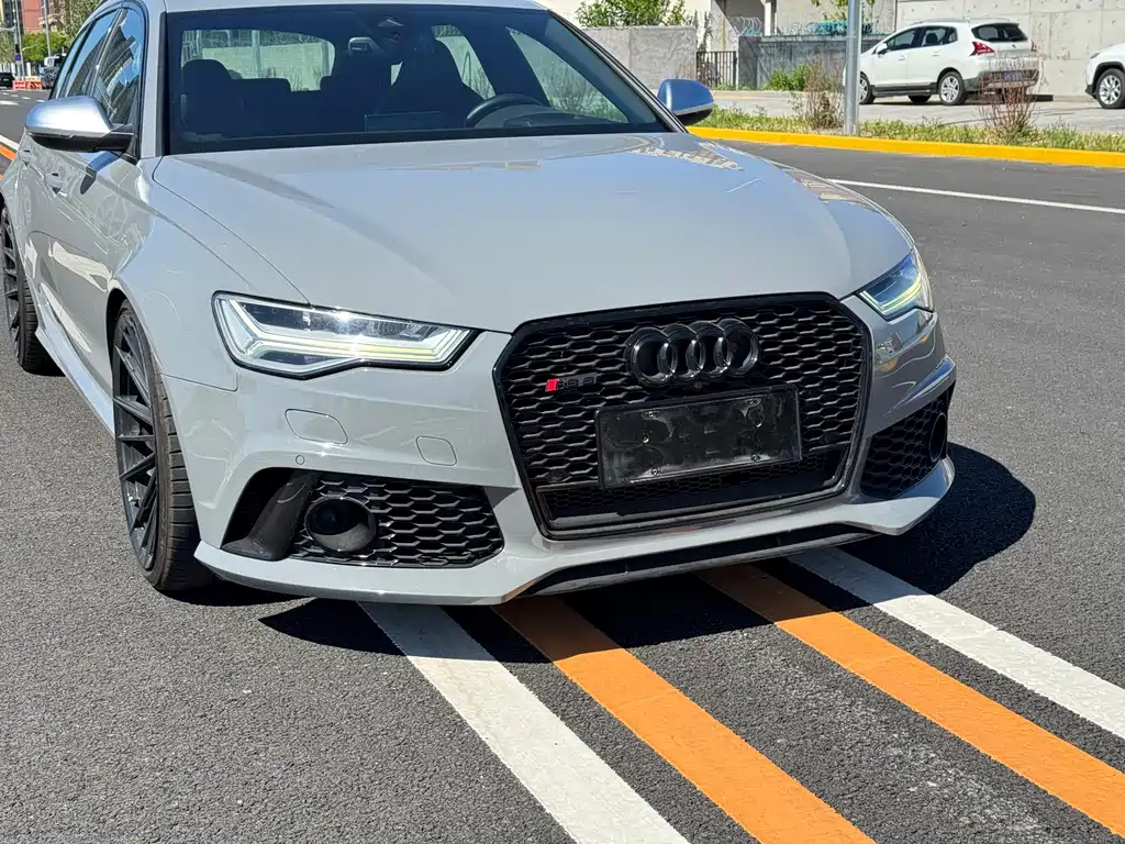 Audi RS 6 2016 — фото 3