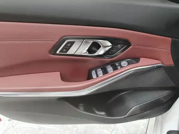 BMW i3 2025