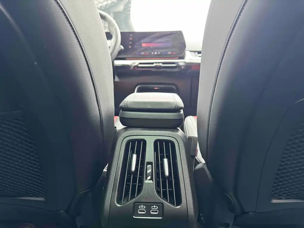 BMW X1 2023 — фото 19