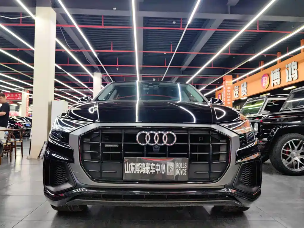Audi Q8 2020 — фото 2