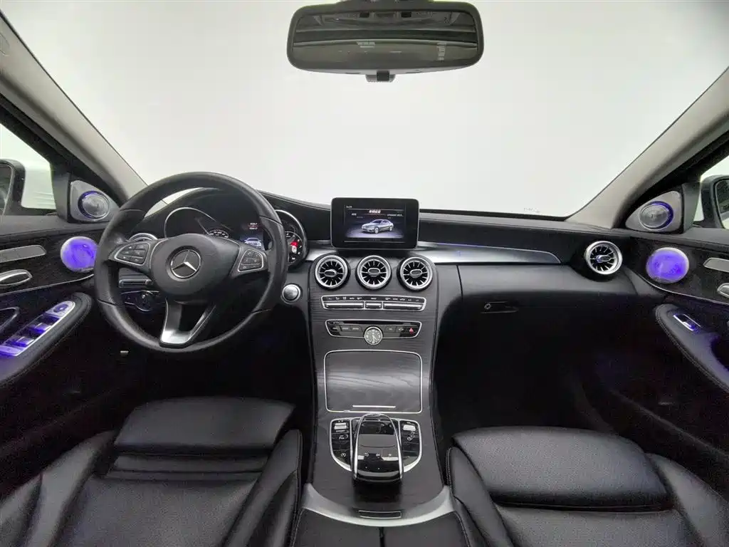 Mercedes-Benz C-Class 2018 — фото 5