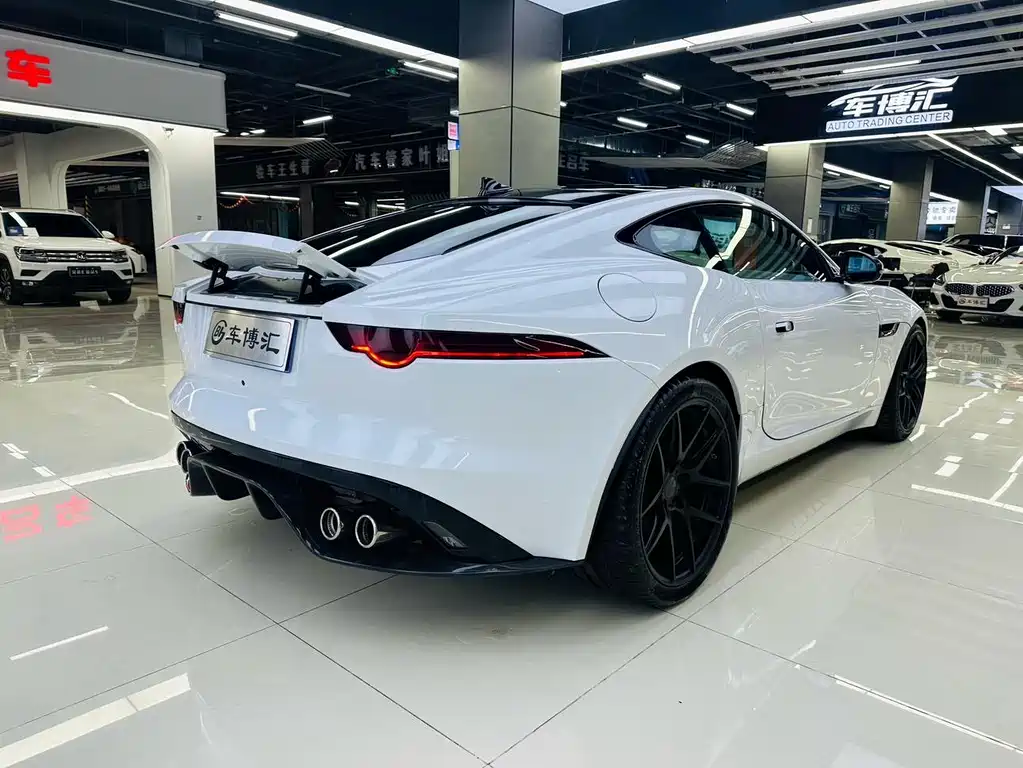 Jaguar F-TYPE 2017 — фото 4