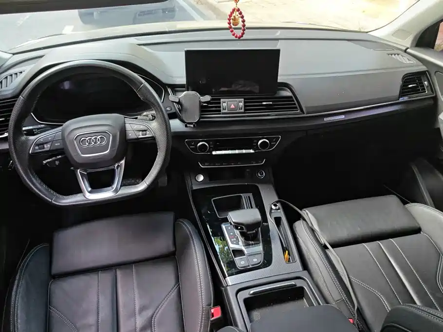 Audi Q5L 2023 — фото 12