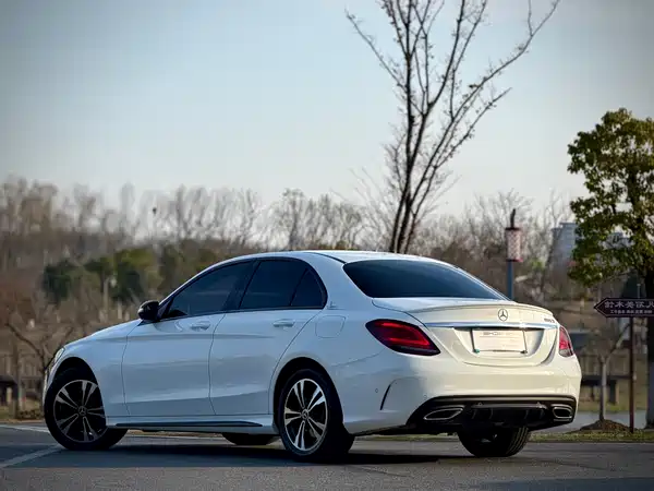Mercedes-Benz C-Class 2019