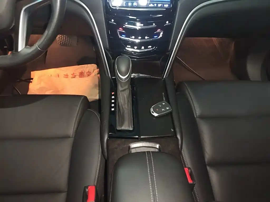 Cadillac XTS 2019 — фото 14