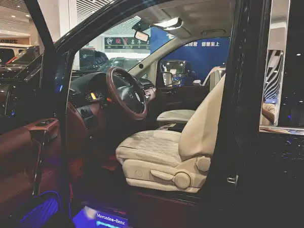 Mercedes-Benz Vito 2014