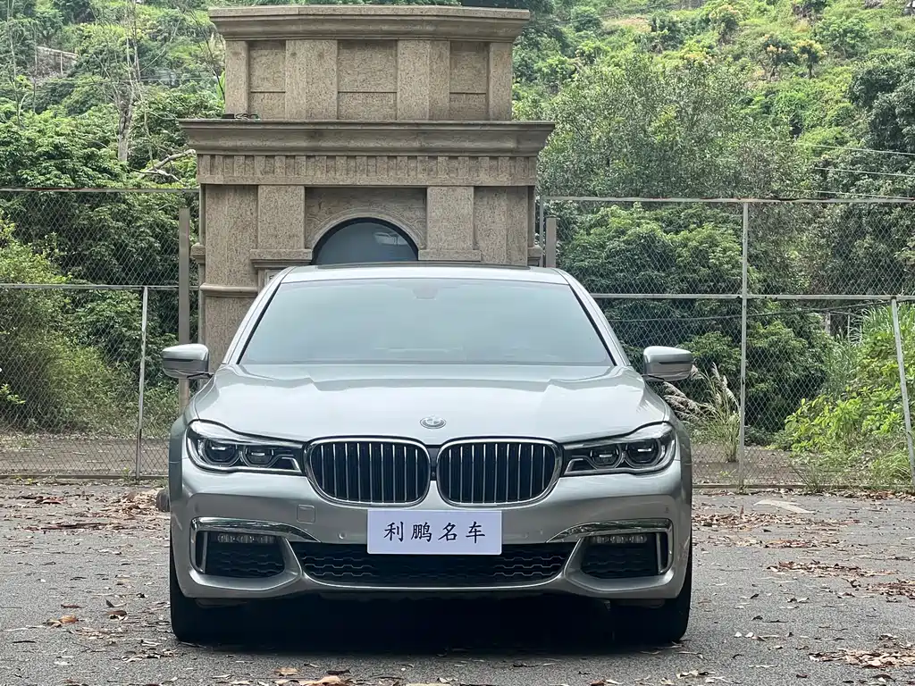 BMW 7 Series 2019 — фото 2