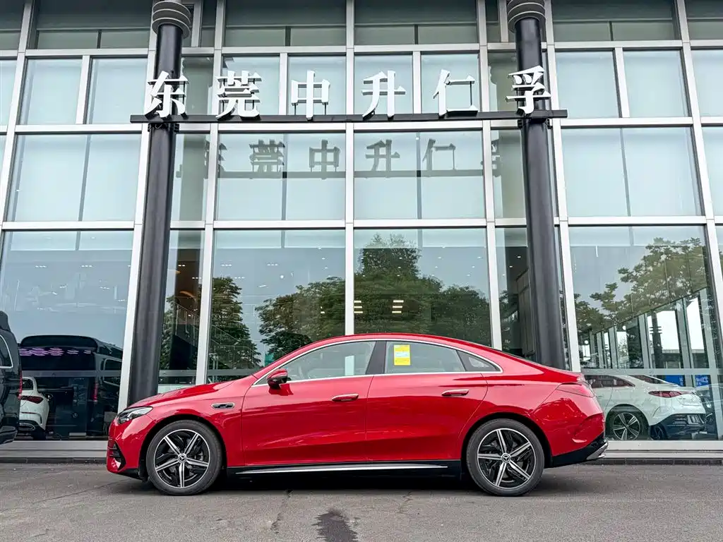 Mercedes-Benz CLA EV 2025 — фото 2