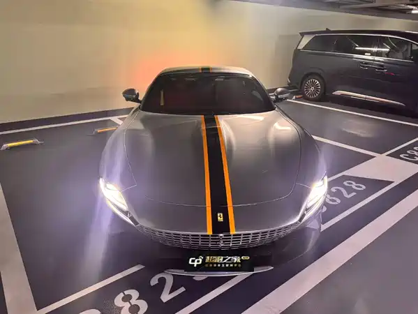 Ferrari Roma 2021