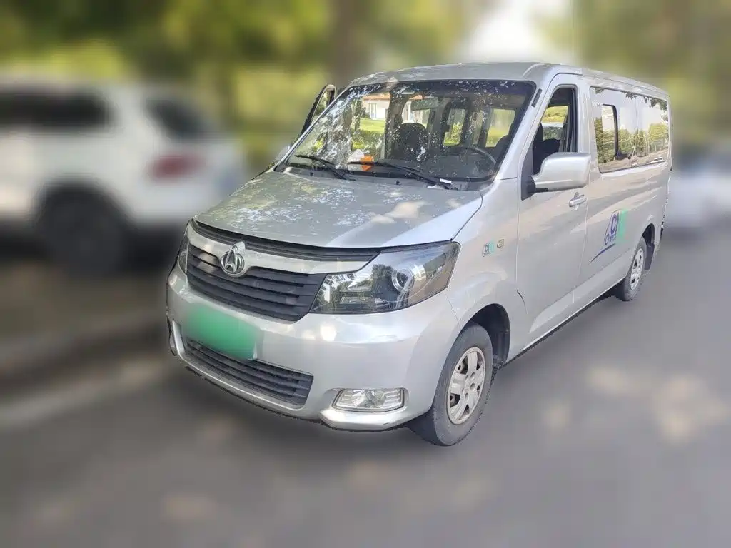 Changan Ruixing M70 2018 — фото 2
