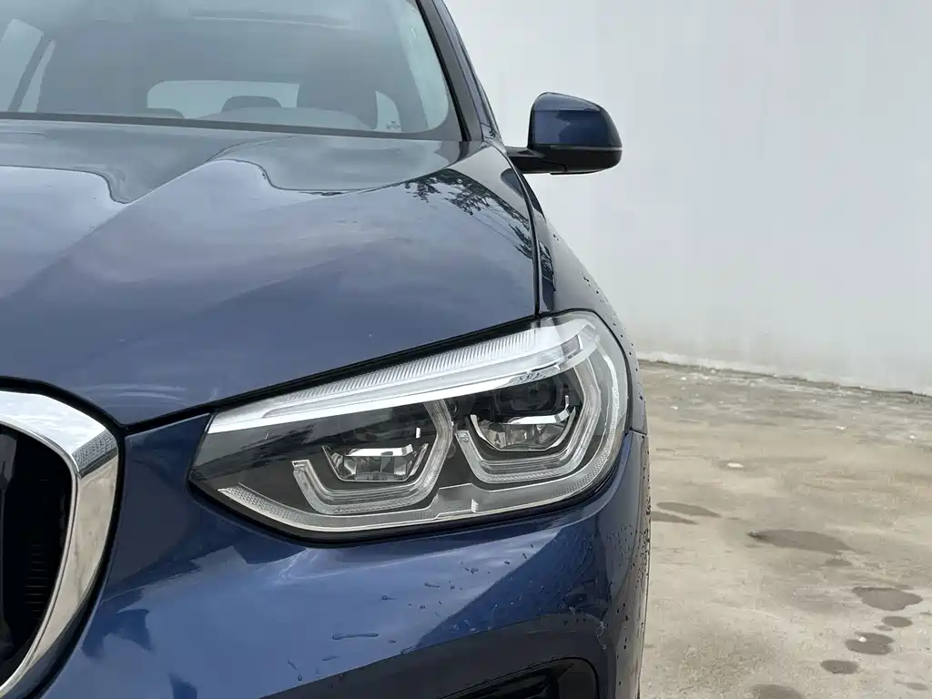 BMW X3 2021