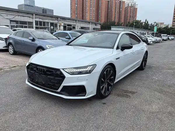 Audi A7L 2022