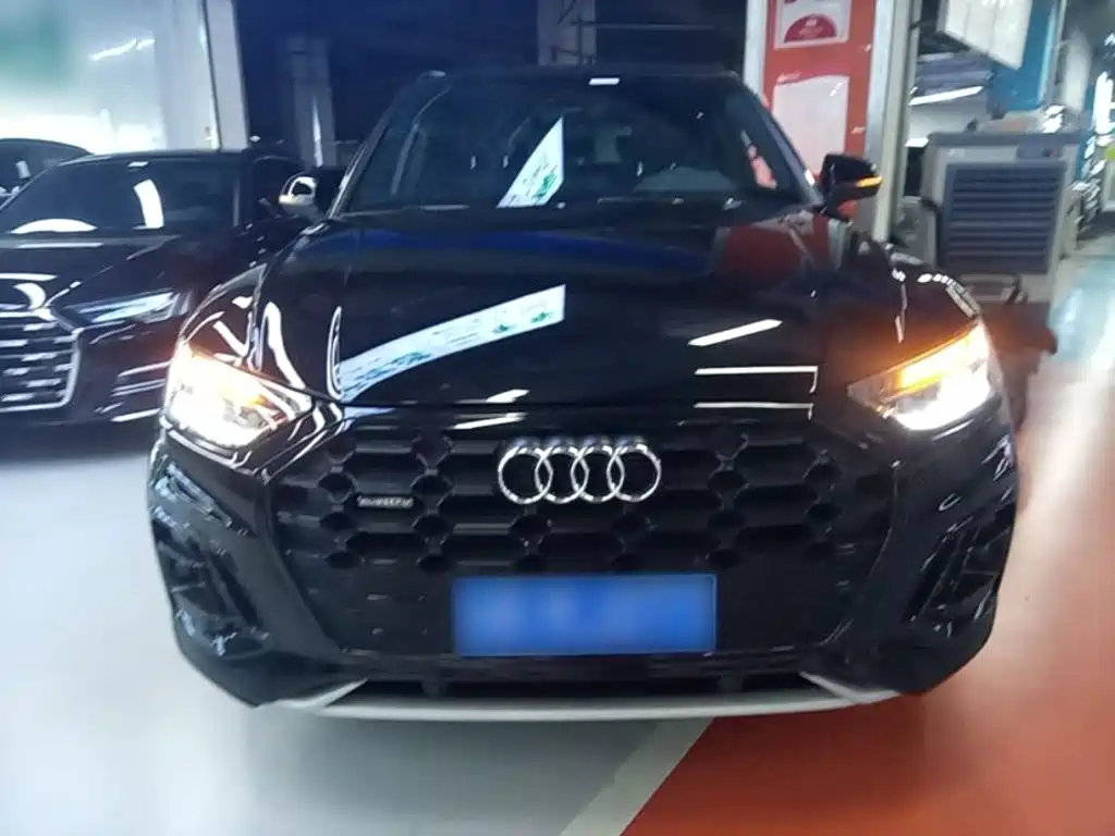 Audi Q5L 2023 — фото 3