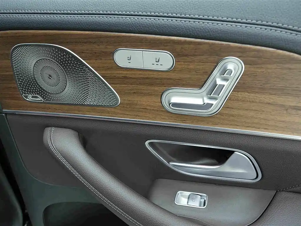 Mercedes-Benz GLS 2023 — фото 19