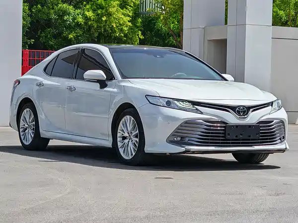 Toyota Camry 2021