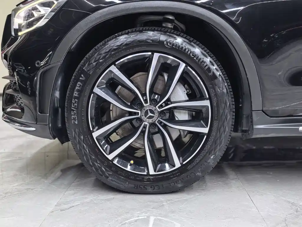 Mercedes-Benz GLC 2020 — фото 36