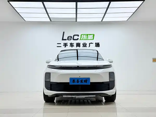 Li Auto L6 2024
