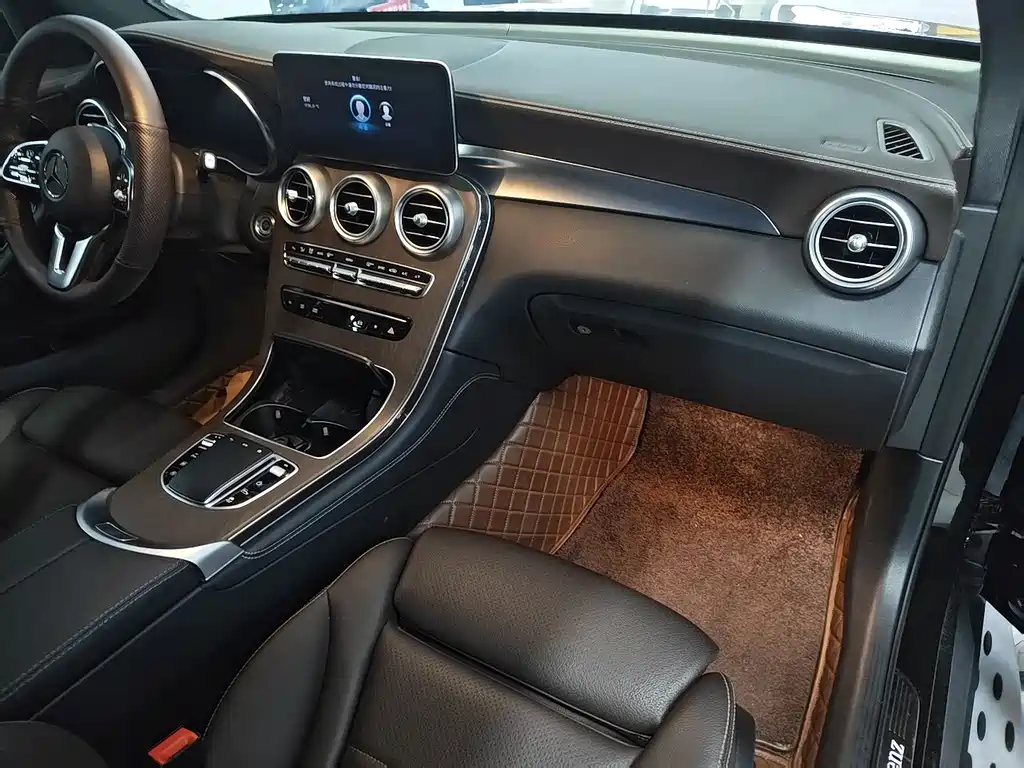 Mercedes-Benz GLC 2020 — фото 10