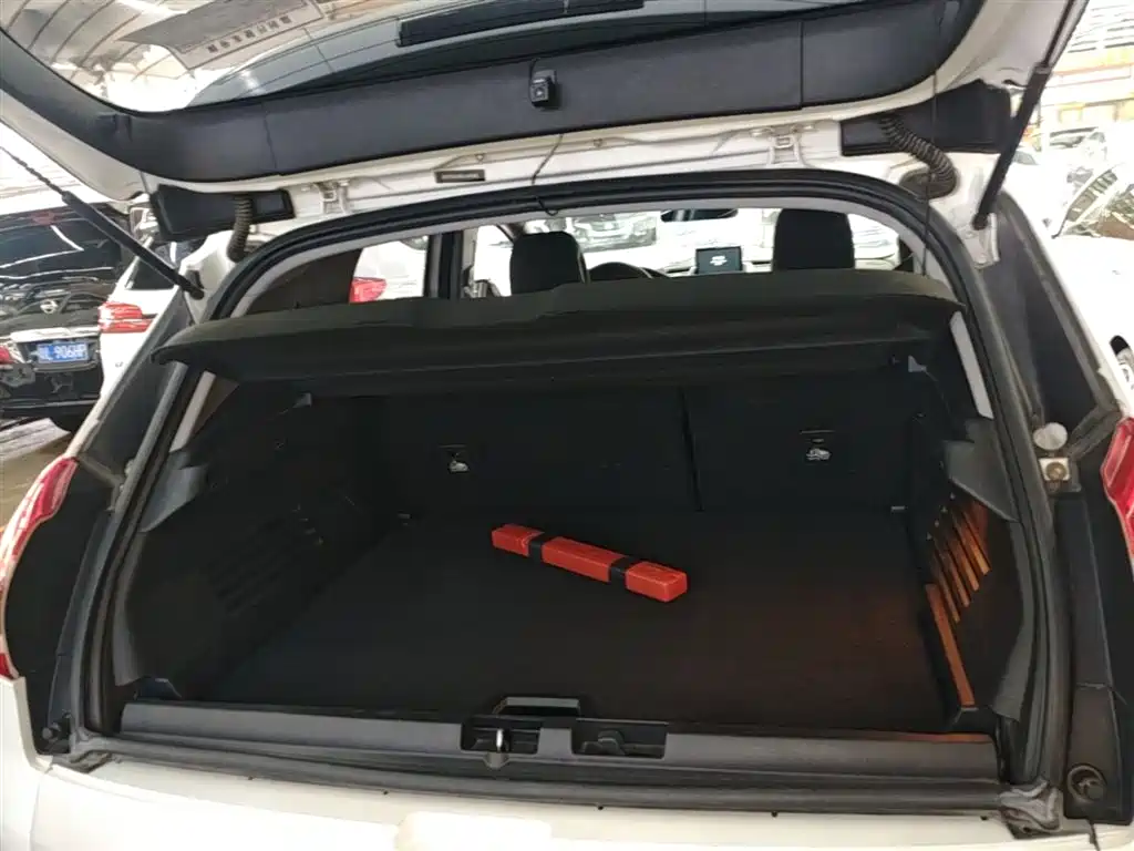 Peugeot 3008 2016 — фото 19