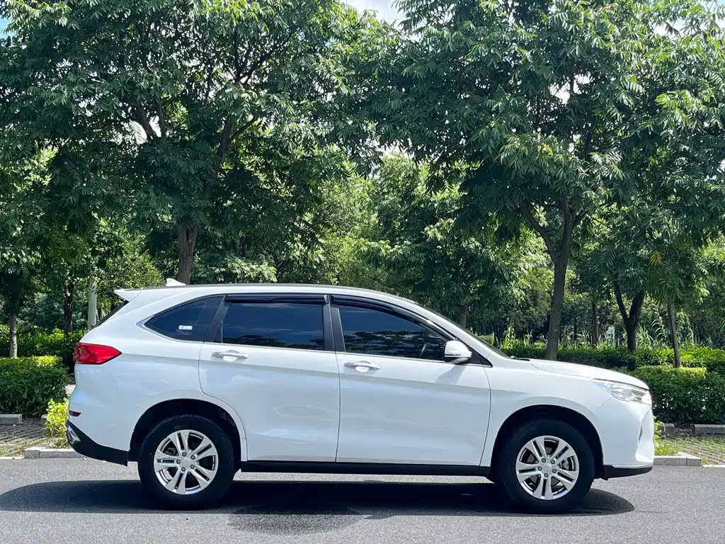 Haval M6 2024 — фото 10