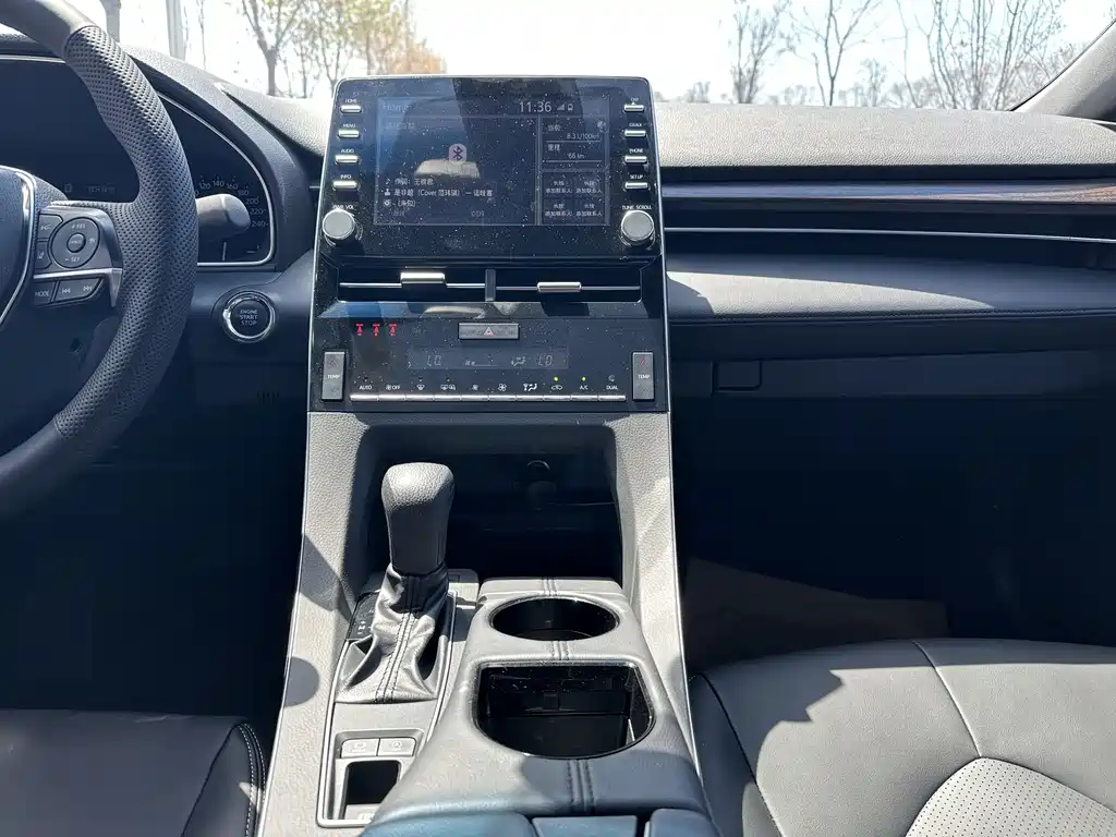 Toyota Avalon 2020 — фото 14