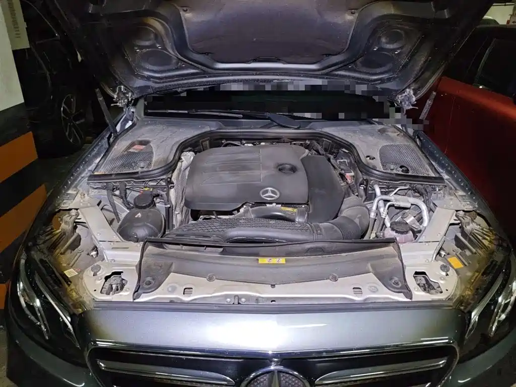 Mercedes-Benz E-Class 2019 — фото 16